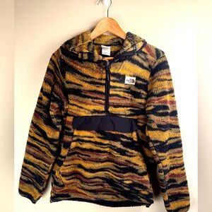 The North Face Campshire Sherpa Fleece Pullover Kangaroo Hoodie Tiger Mens XS FW